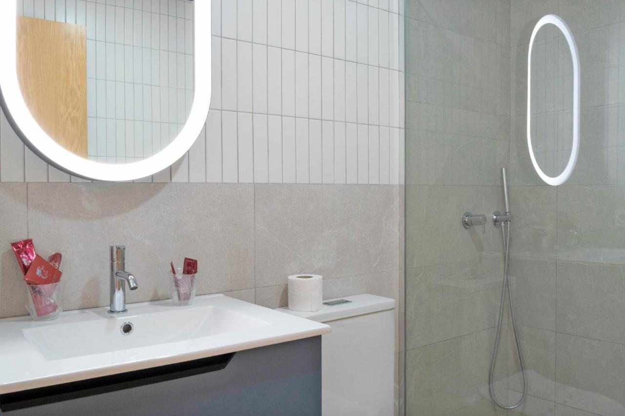 Rio Salado Conil Hostal Conil De La Frontera Ngoại thất bức ảnh
