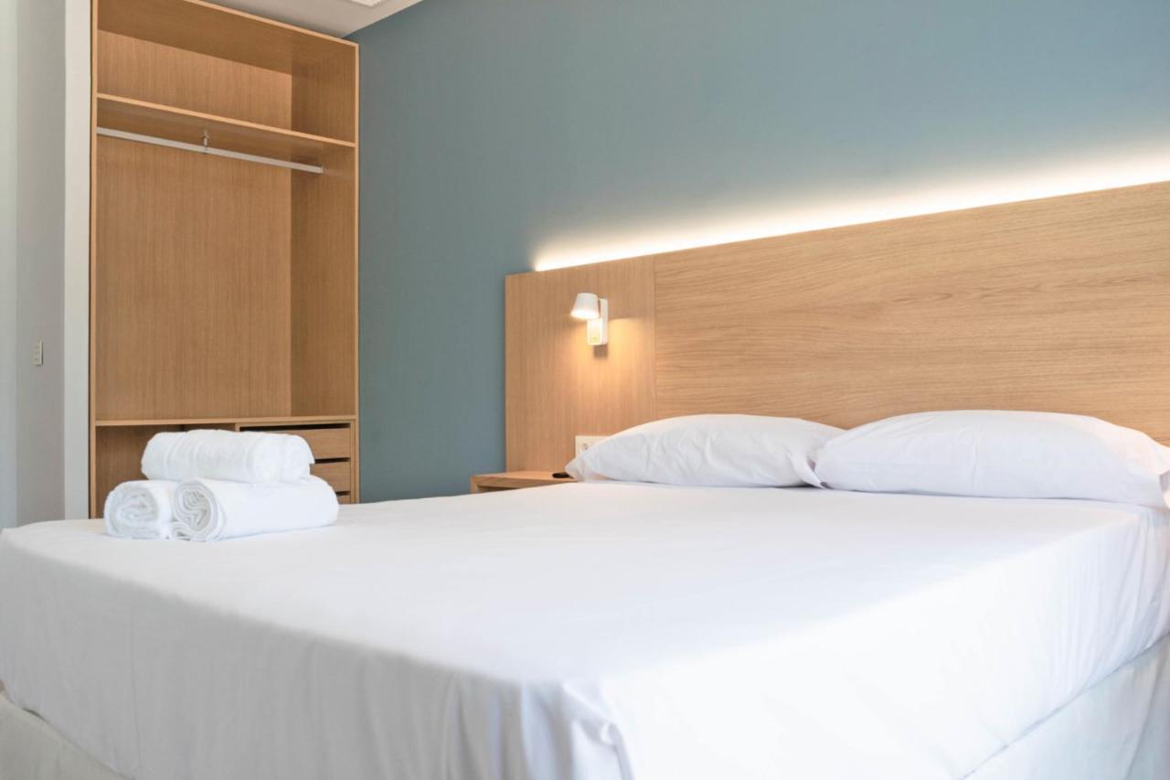 Rio Salado Conil Hostal Conil De La Frontera Ngoại thất bức ảnh