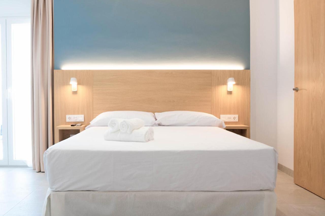 Rio Salado Conil Hostal Conil De La Frontera Ngoại thất bức ảnh
